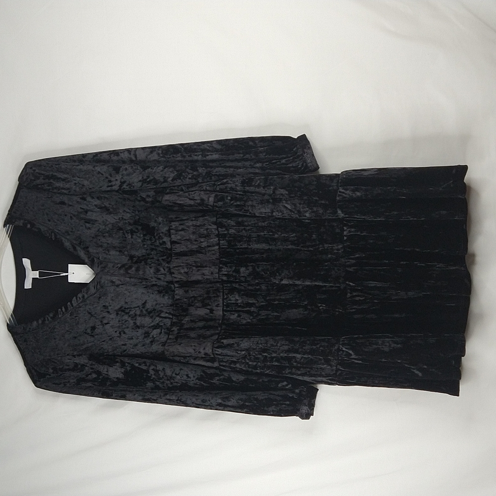 Women Black Velvet Babydoll Dress Size: S